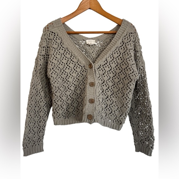 Nicole Miller Sweaters - Nicole Miller Artelier chunky Knit Cardigan in Sage Size M